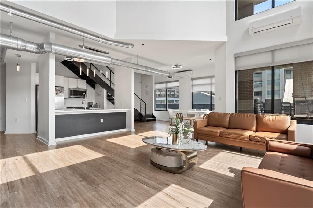 3 bedroom, 3 bathroom, 2,088 sq ft condominium for sale at 260 18th Street 10226, Atlanta, GA 30363 — photo 6