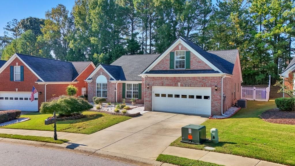 3 bedroom, 2 bathroom, 2,302 sq ft single family residence for sale at 1202 Pecan Grove Place, Lawrenceville, GA 30046 — photo 8