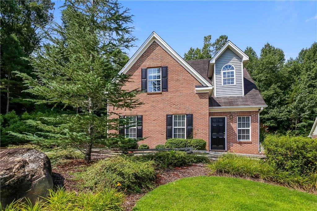 3 bedroom, 3 bathroom, 1,670 sq ft single family residence for rent at 8040 Paddocks Mill Drive, Cumming, GA 30041 for $2,155 a month — photo 1 of 15