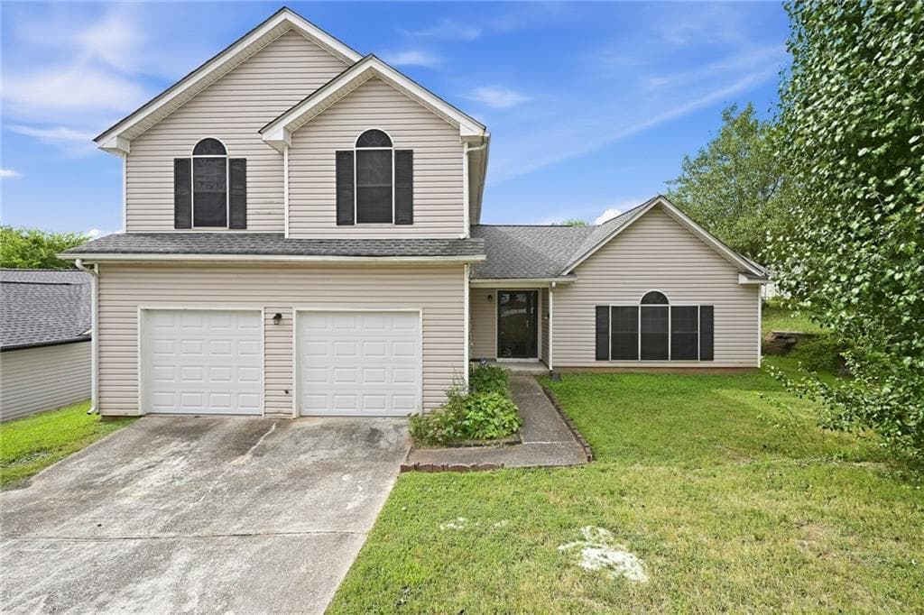 3 bedroom, 3 bathroom, 2,084 sq ft single family residence for rent at 2079 Sugar Creek Falls Court, Atlanta, GA 30316 for $2,135 a month — photo 1 of 17