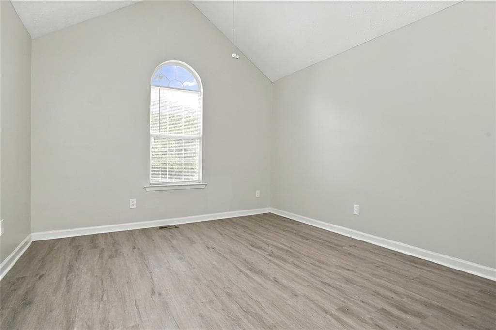 3 bedroom, 3 bathroom, 2,084 sq ft single family residence for rent at 2079 Sugar Creek Falls Court, Atlanta, GA 30316 for $2,135 a month — photo 10