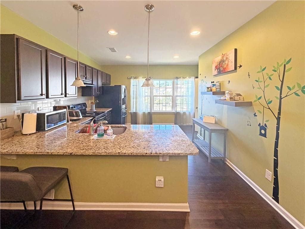 3 bedroom, 4 bathroom, 2,280 sq ft townhouse for sale at 4182 Chatham Ridge Dr, Buford, GA 30518 — photo 5