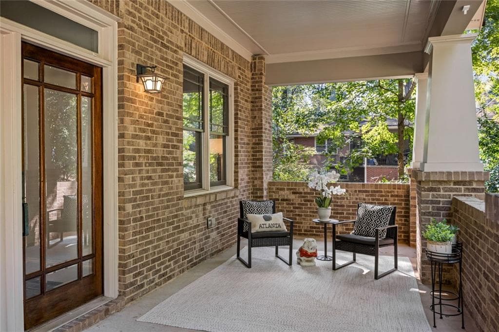5 bedroom, 6 bathroom, 5,292 sq ft single family residence for sale at 1760 Coventry Place, Decatur, GA 30030 — photo 4