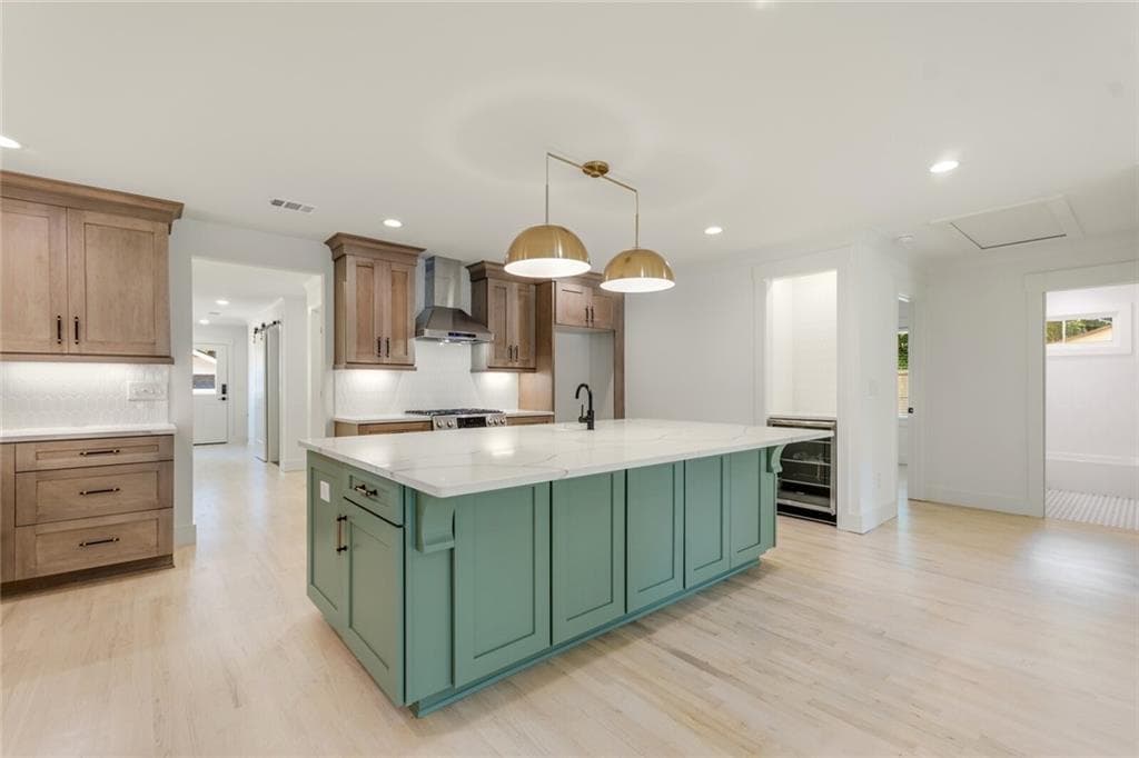 3 bedroom, 3 bathroom, 1,900 sq ft single family residence for rent at 970 Pinedale Drive, Smyrna, GA 30080 for $3,400 a month — photo 9