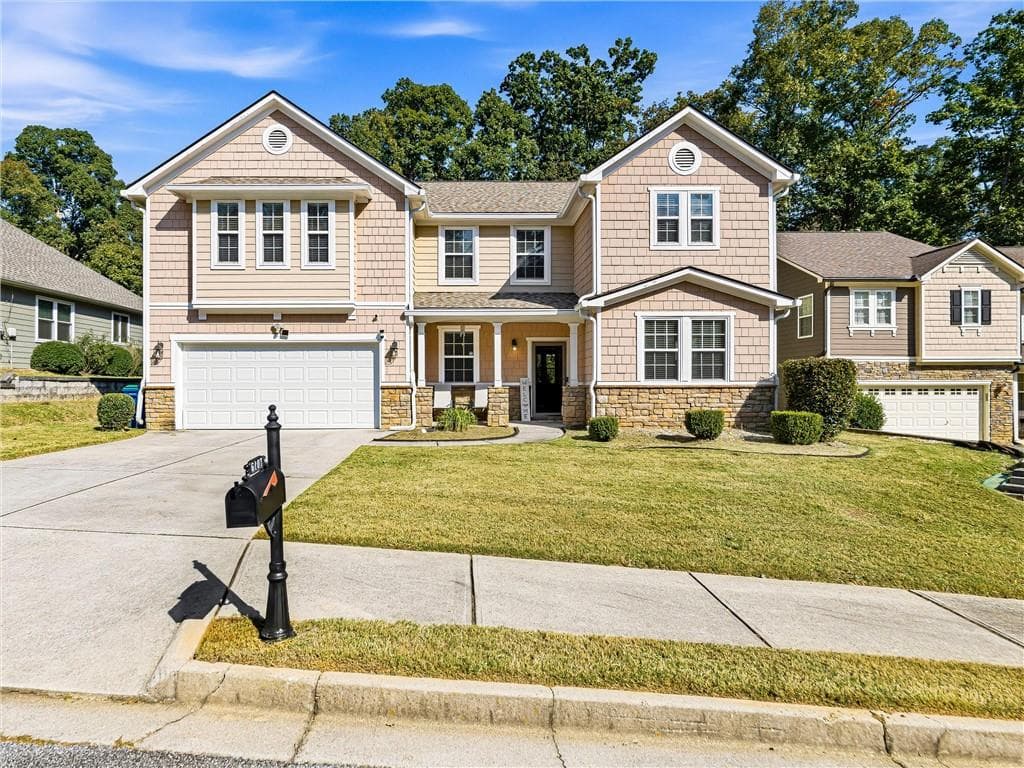 4 bedroom, 3 bathroom, 2,297 sq ft single family residence for sale at 6107 Chastain Way, Fairburn, GA 30213 — photo 4