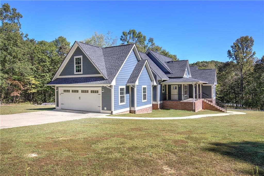 4 bedroom, 4 bathroom, 2,426 sq ft single family residence for sale at 400 Lake View Circle, Summerville, GA 30747 — photo 6