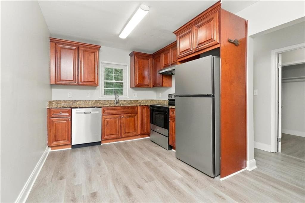 4 bedroom, 2 bathroom, 1,064 sq ft single family residence for rent at 2280 Camp Ground Road, Atlanta, GA 30331 for $2,100 a month — photo 4