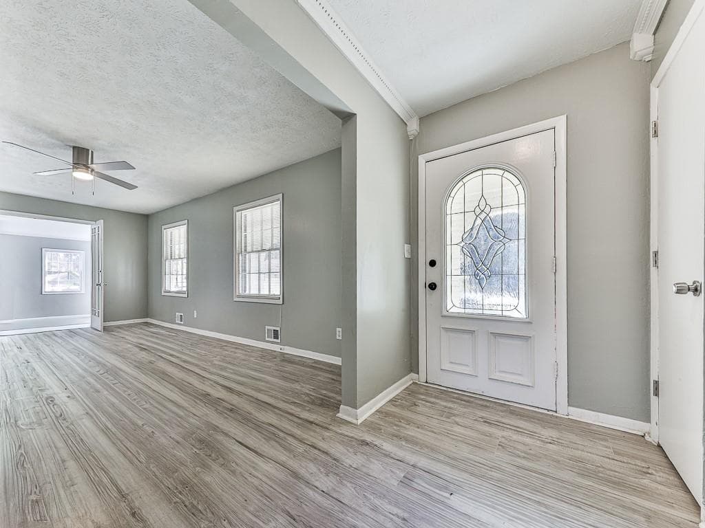 4 bedroom, 3 bathroom, 2,382 sq ft single family residence for sale at 6266 Auburn Drive, Riverdale, GA 30296 — photo 2