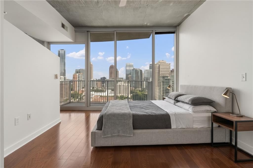 1 bedroom, 1 bathroom, 796 sq ft condominium for rent at 860 Peachtree Street 1910, Atlanta, GA 30308 for $2,000 a month — photo 4
