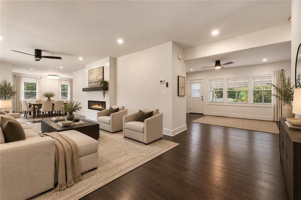 3 bedroom, 2 bathroom, 2,217 sq ft single family residence for rent at 2304 Rugby Lane, College Park, GA 30337 for $3,000 a month — photo 3