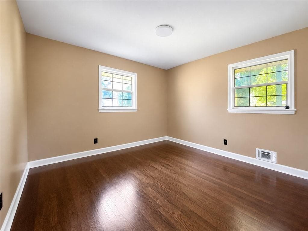 3 bedroom, 1 bathroom, 1,125 sq ft single family residence for sale at 1111 Luther Drive, Mableton, GA 30126 — photo 7