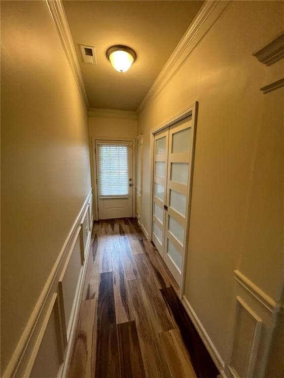 4 bedroom, 3 bathroom, 2,600 sq ft single family residence for rent at 455 Cabot Trace, Lawrenceville, GA 30045 for $2,650 a month — photo 2