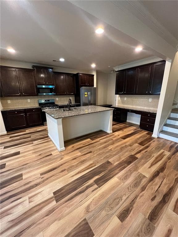 4 bedroom, 3 bathroom, 2,600 sq ft single family residence for rent at 455 Cabot Trace, Lawrenceville, GA 30045 for $2,650 a month — photo 4