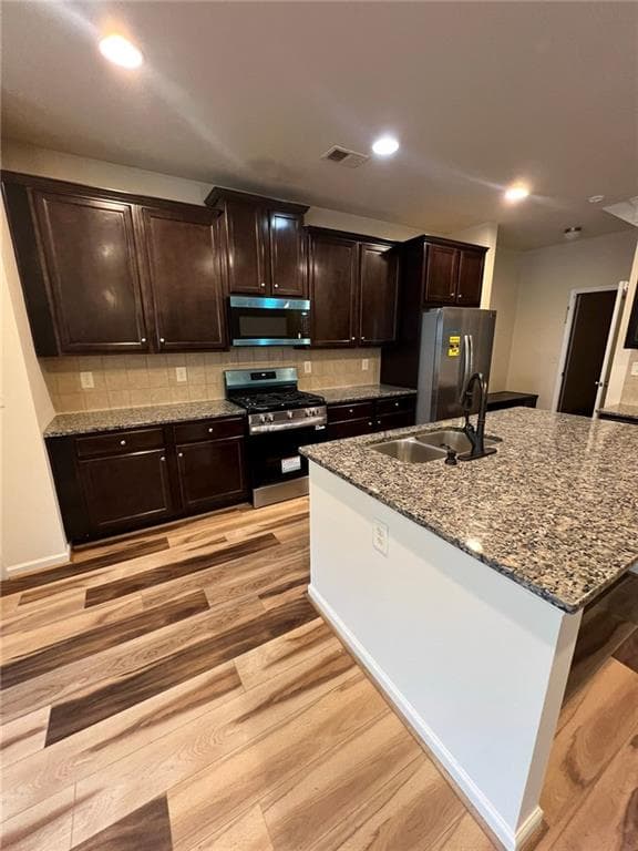 4 bedroom, 3 bathroom, 2,600 sq ft single family residence for rent at 455 Cabot Trace, Lawrenceville, GA 30045 for $2,650 a month — photo 5