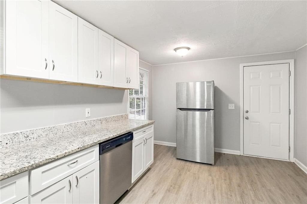 3 bedroom, 1 bathroom, 1,008 sq ft single family residence for rent at 26 Hardaway Street, Newnan, GA 30263 for $1,605 a month — photo 4