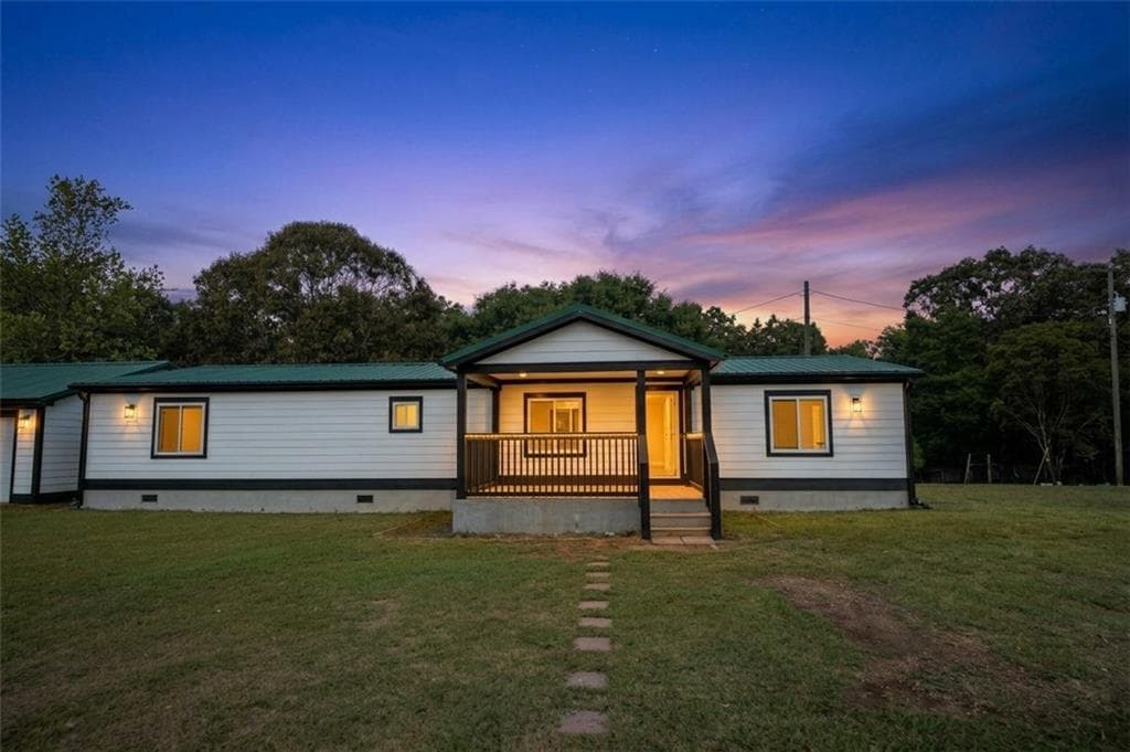 4 bedroom, 2 bathroom, 1,612 sq ft single family residence for sale at 2614 Hartwell Highway, Elberton, GA 30635