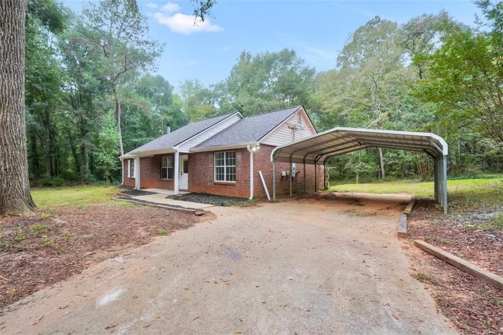 3 bedroom, 2 bathroom, 1,323 sq ft single family residence for sale at 431 Turner Drive, Mcdonough, GA 30252 — photo 4