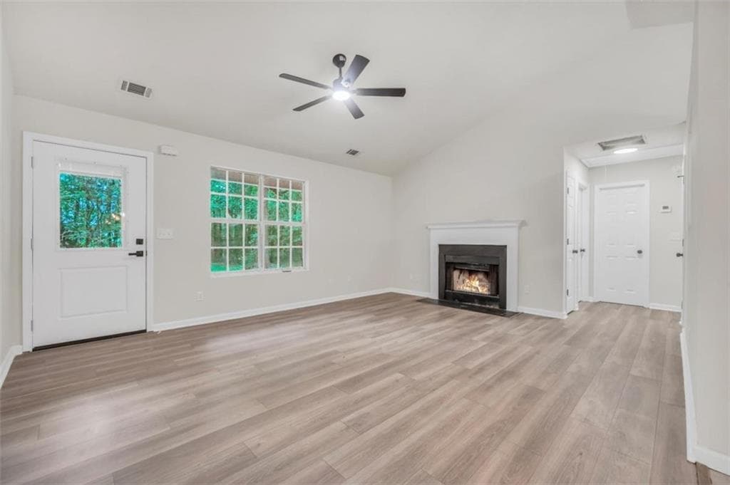 3 bedroom, 2 bathroom, 1,323 sq ft single family residence for sale at 431 Turner Drive, Mcdonough, GA 30252 — photo 6