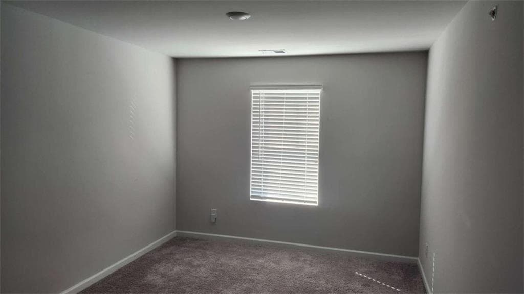 3 bedroom, 3 bathroom, 1,600 sq ft single family residence for sale at 11692 Mendenhall Court, Hampton, GA 30228 — photo 9
