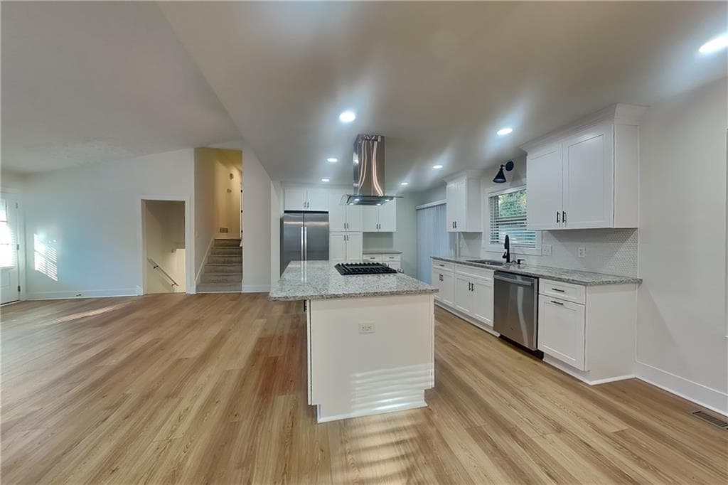 4 bedroom, 3 bathroom, 2,148 sq ft single family residence for rent at 5072 Ravenwood Drive, Marietta, GA 30066 for $2,645 a month — photo 5