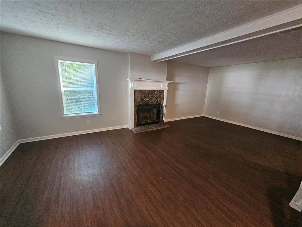 4 bedroom, 3 bathroom, 1,950 sq ft single family residence for rent at 6255 Beaver Creek Trail, Atlanta, GA 30349 for $2,550 a month — photo 2