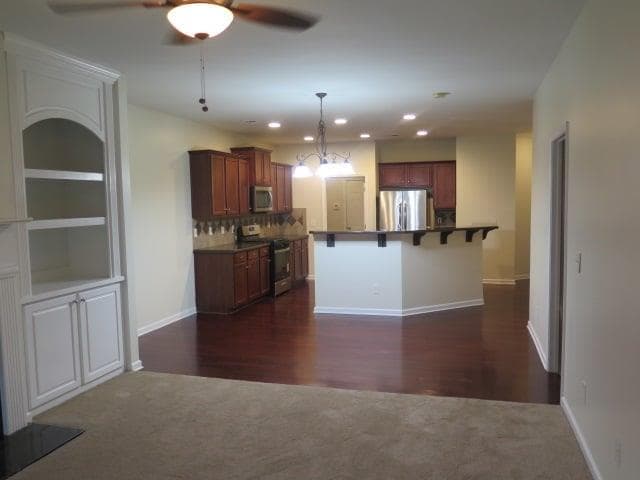 7 bedroom, 3 bathroom, 2,500 sq ft townhouse for rent at 3700 Suttles Drive, Atlanta, GA 30331 for $2,175 a month — photo 5