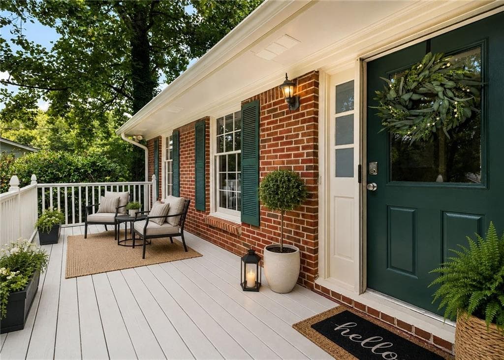 4 bedroom, 3 bathroom, 3,081 sq ft single family residence for sale at 6720 Ramundo Drive, Atlanta, GA 30360 — photo 3