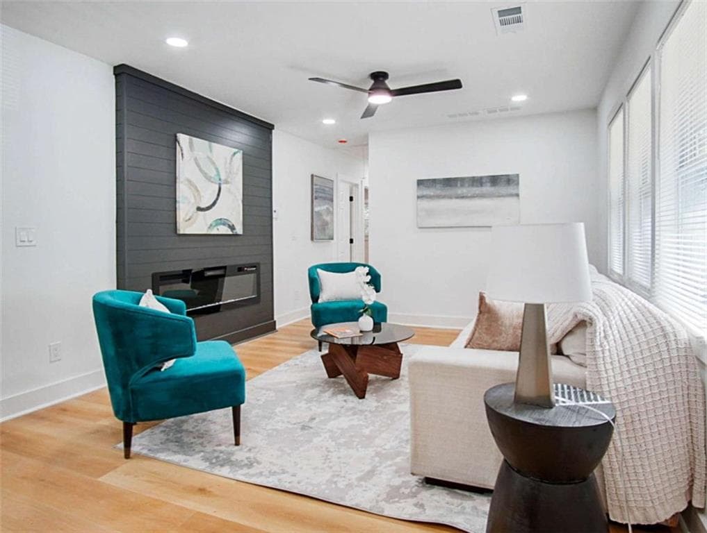3 bedroom, 2 bathroom, 1,300 sq ft single family residence for sale at 2246 Bonnybrook Way, Atlanta, GA 30311 — photo 2