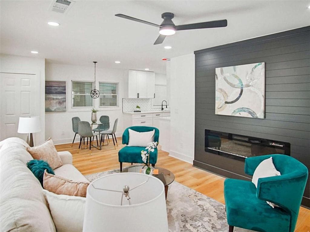 3 bedroom, 2 bathroom, 1,300 sq ft single family residence for sale at 2246 Bonnybrook Way, Atlanta, GA 30311 — photo 4