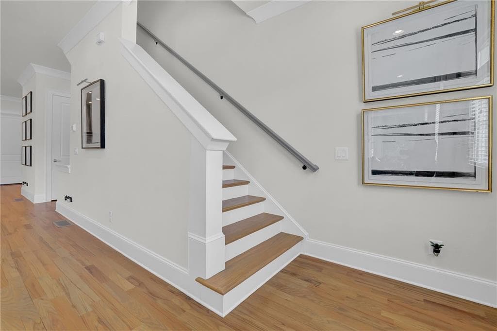3 bedroom, 4 bathroom, 3,363 sq ft townhouse for rent at 107 Old Orchard Lane, Roswell, GA 30075 for $4,800 a month — photo 4