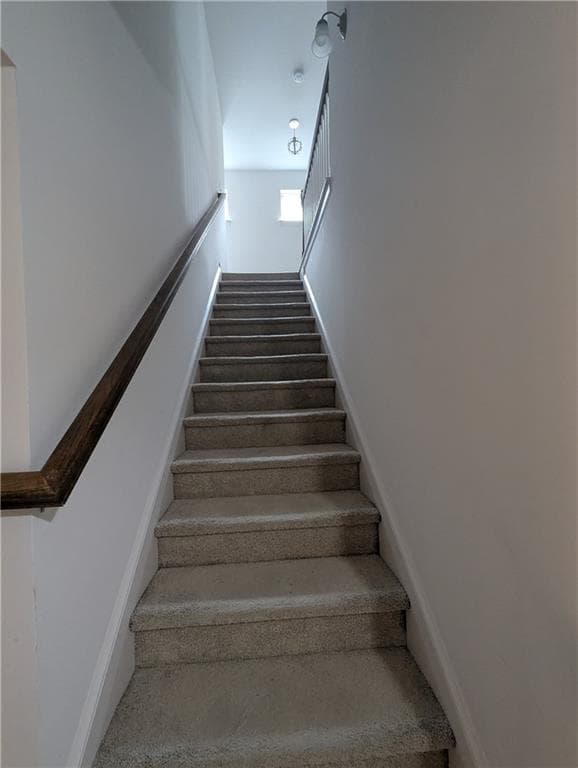 3 bedroom, 3 bathroom, 1,944 sq ft townhouse for rent at 5667 Radford Loop, Fairburn, GA 30213 for $2,400 a month — photo 9