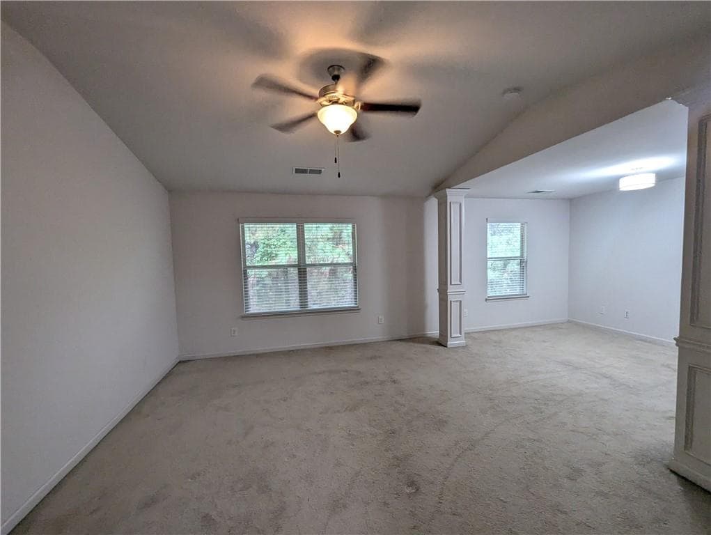 3 bedroom, 3 bathroom, 1,944 sq ft townhouse for rent at 5667 Radford Loop, Fairburn, GA 30213 for $2,400 a month — photo 10
