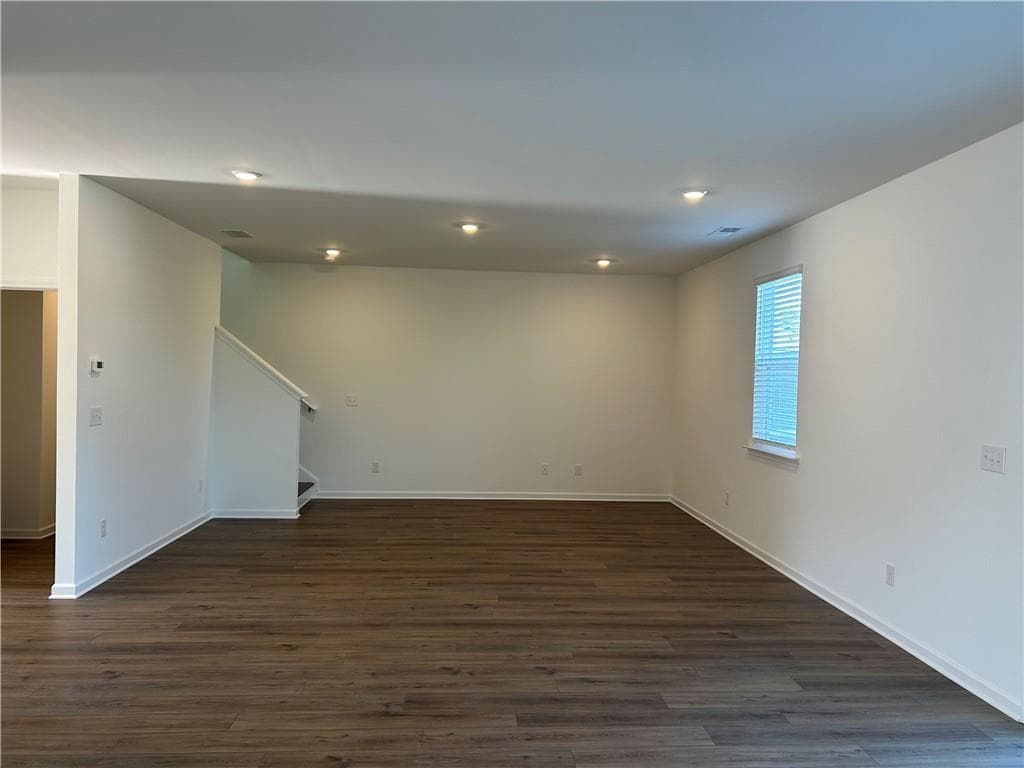 4 bedroom, 4 bathroom, 2,522 sq ft single family residence under contract at 3765 Aiyana Way, Bethlehem, GA 30620 — photo 2