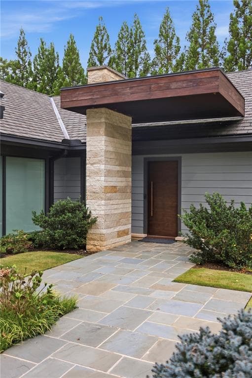 4 bedroom, 4 bathroom, 4,170 sq ft single family residence for sale at 3860 Peachtree Dunwoody Road, Atlanta, GA 30342 — photo 4