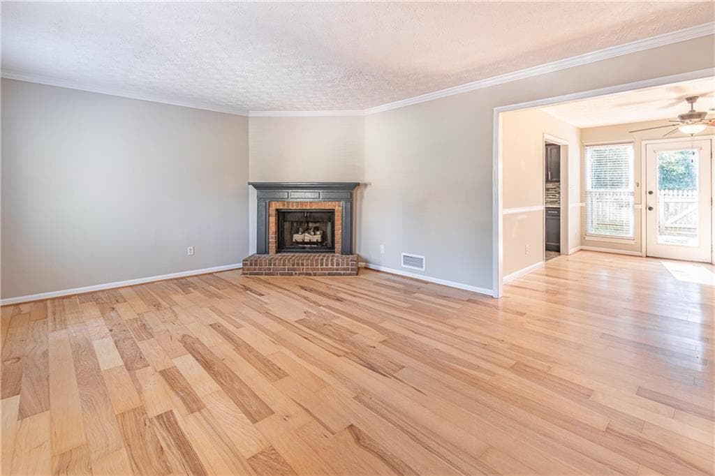 2 bedroom, 3 bathroom, 1,242 sq ft townhouse for rent at 3235 Cape Circle, Alpharetta, GA 30009 for $2,150 a month — photo 4