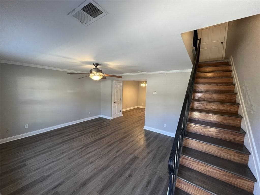 2 bedroom, 3 bathroom, 1,080 sq ft condominium for sale at 25 Villa Court, Smyrna, GA 30080 — photo 2