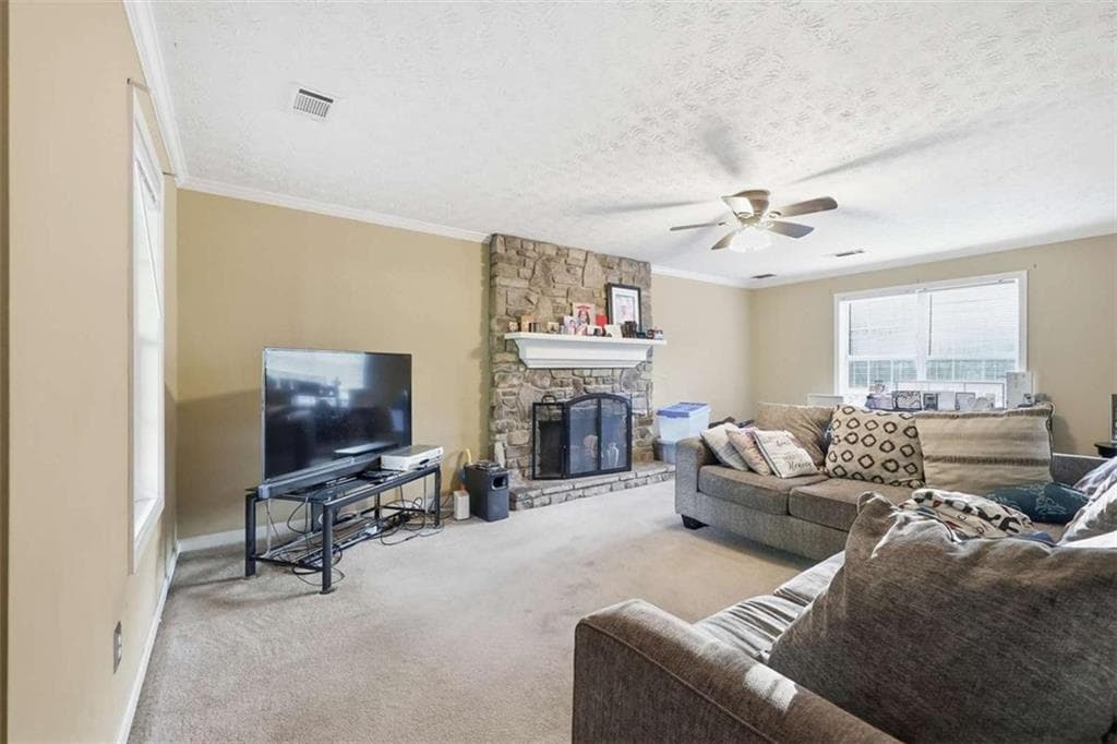 3 bedroom, 3 bathroom, 1,825 sq ft single family residence for sale at 3850 N Sharon Church Road, Loganville, GA 30052 — photo 2