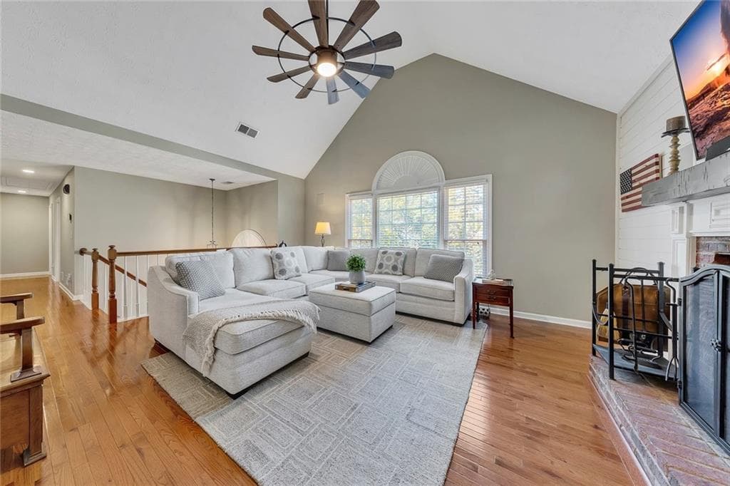 5 bedroom, 3 bathroom, 2,878 sq ft single family residence for sale at 253 Old Tassel Court, Woodstock, GA 30189 — photo 5