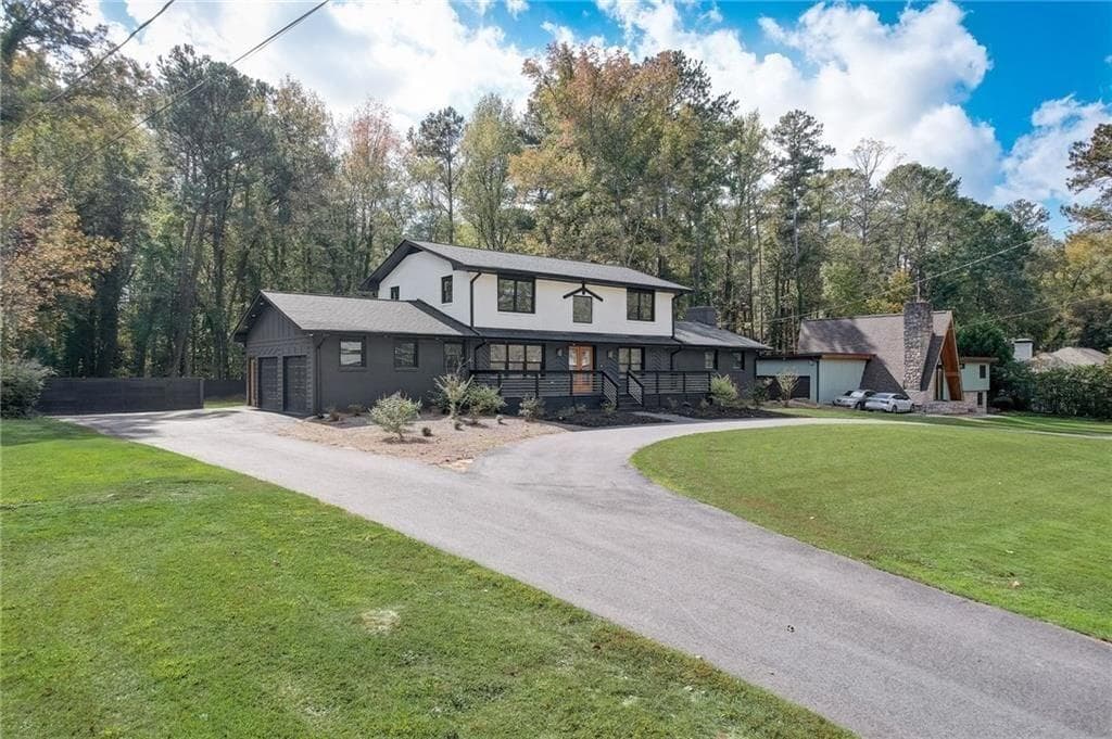 5 bedroom, 5 bathroom, 3,834 sq ft single family residence for rent at 3202 SW Kingsdale Drive, Atlanta, GA 30311 for $5,500 a month — photo 4