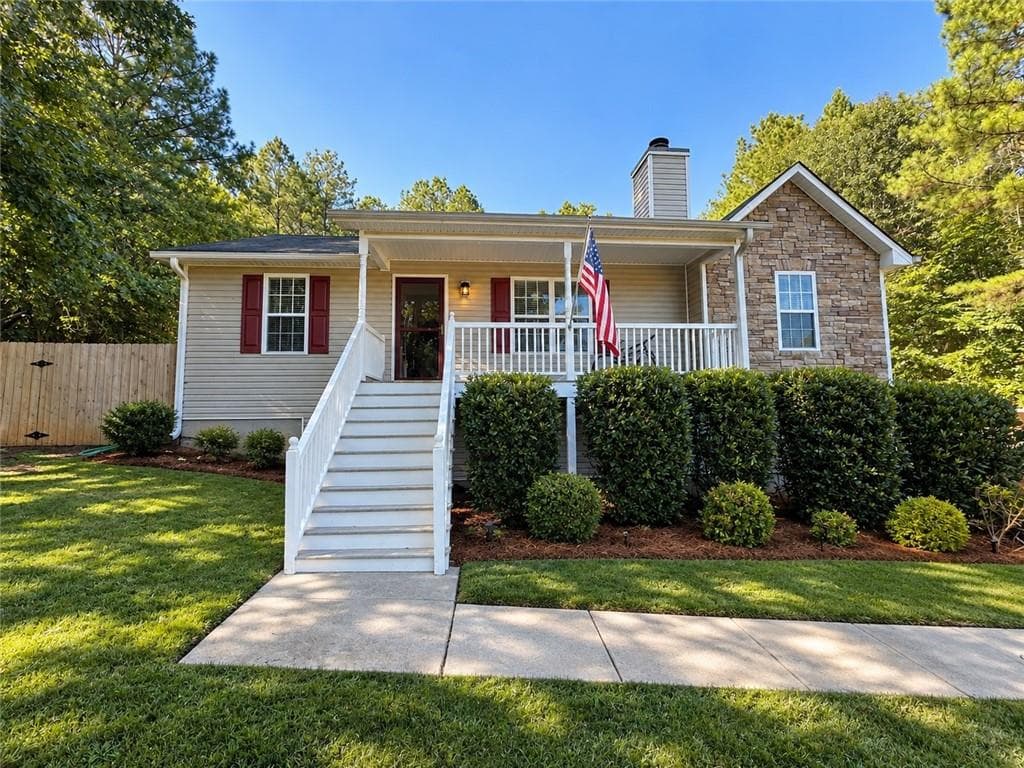 4 bedroom, 3 bathroom, 1,242 sq ft single family residence for sale at 178 Pebblebrook Way, Temple, GA 30179