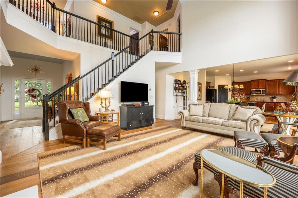 6 bedroom, 4 bathroom, 4,110 sq ft single family residence for sale at 258 Downing Street, Hoschton, GA 30548 — photo 10