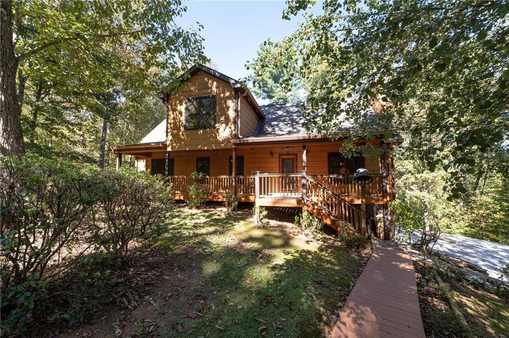 3 bedroom, 3 bathroom, 1,890 sq ft single family residence for sale at 504 Noelle Lane, Dahlonega, GA 30533 — photo 7