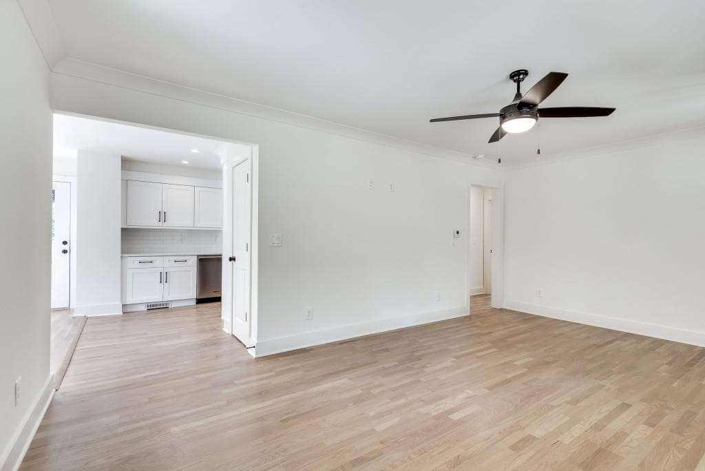 3 bedroom, 2 bathroom, 1,469 sq ft single family residence for rent at 1861 Dyer Circle, Chamblee, GA 30341 for $3,875 a month — photo 7
