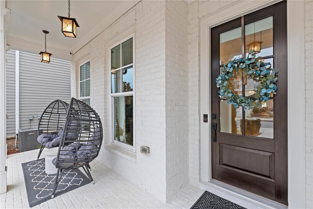 6 bedroom, 5 bathroom, 4,192 sq ft single family residence for sale at 1294 Cauley Creek Overlook, Johns Creek, GA 30097 — photo 6