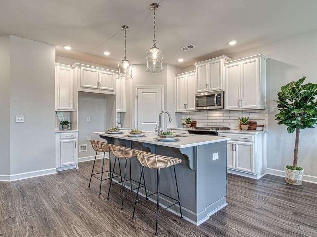 3 bedroom, 3 bathroom, 1,872 sq ft townhouse for rent at 3594 Silvery Way, Powder Springs, GA 30127 for $2,600 a month — photo 5