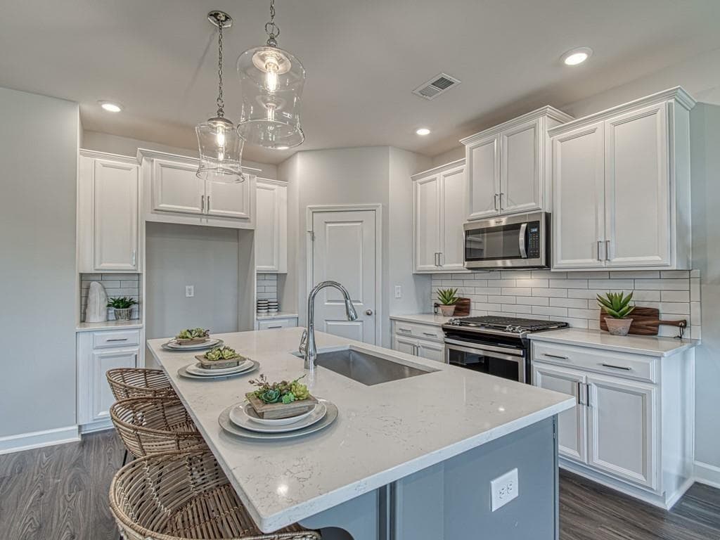 3 bedroom, 3 bathroom, 1,872 sq ft townhouse for rent at 3594 Silvery Way, Powder Springs, GA 30127 for $2,600 a month — photo 6