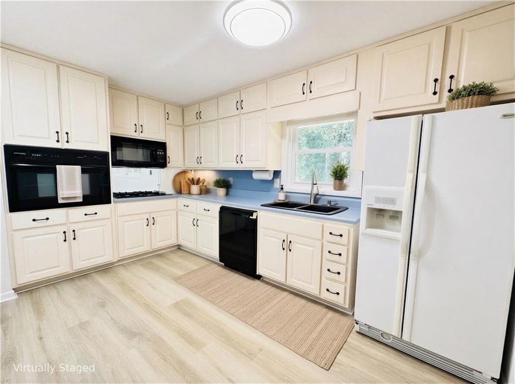 3 bedroom, 2 bathroom, 2,168 sq ft single family residence for rent at 4104 Cedar Knoll Drive, Tucker, GA 30084 for $2,250 a month — photo 10