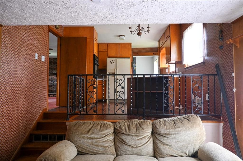 3 bedroom, 3 bathroom, 1,877 sq ft single family residence for sale at 3278 Tulip Dr, Decatur, GA 30032 — photo 10