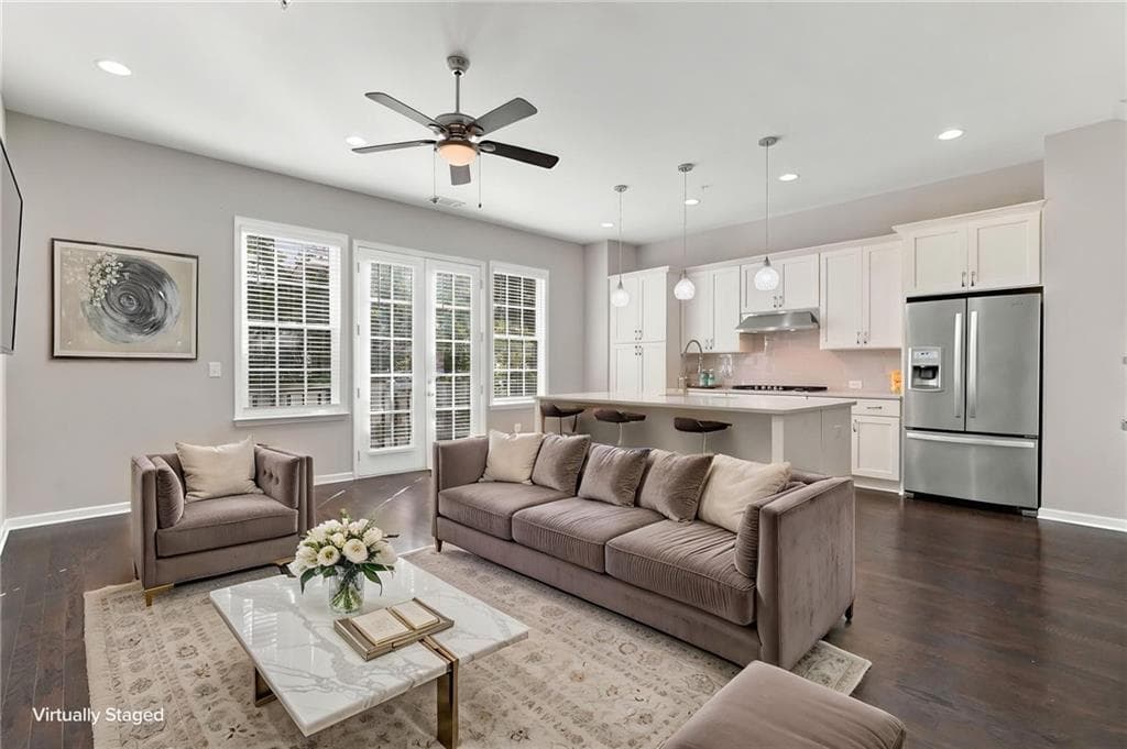 1 bedroom, 2 bathroom, 1,086 sq ft condominium for sale at 6440 Canopy Drive, Sandy Springs, GA 30328 — photo 2