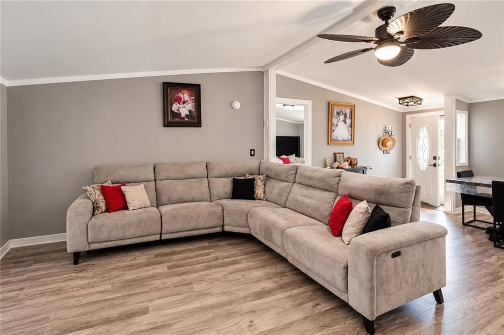 4 bedroom, 2 bathroom, 1,612 sq ft single family residence for sale at 2614 Hartwell Highway, Elberton, GA 30635 — photo 6
